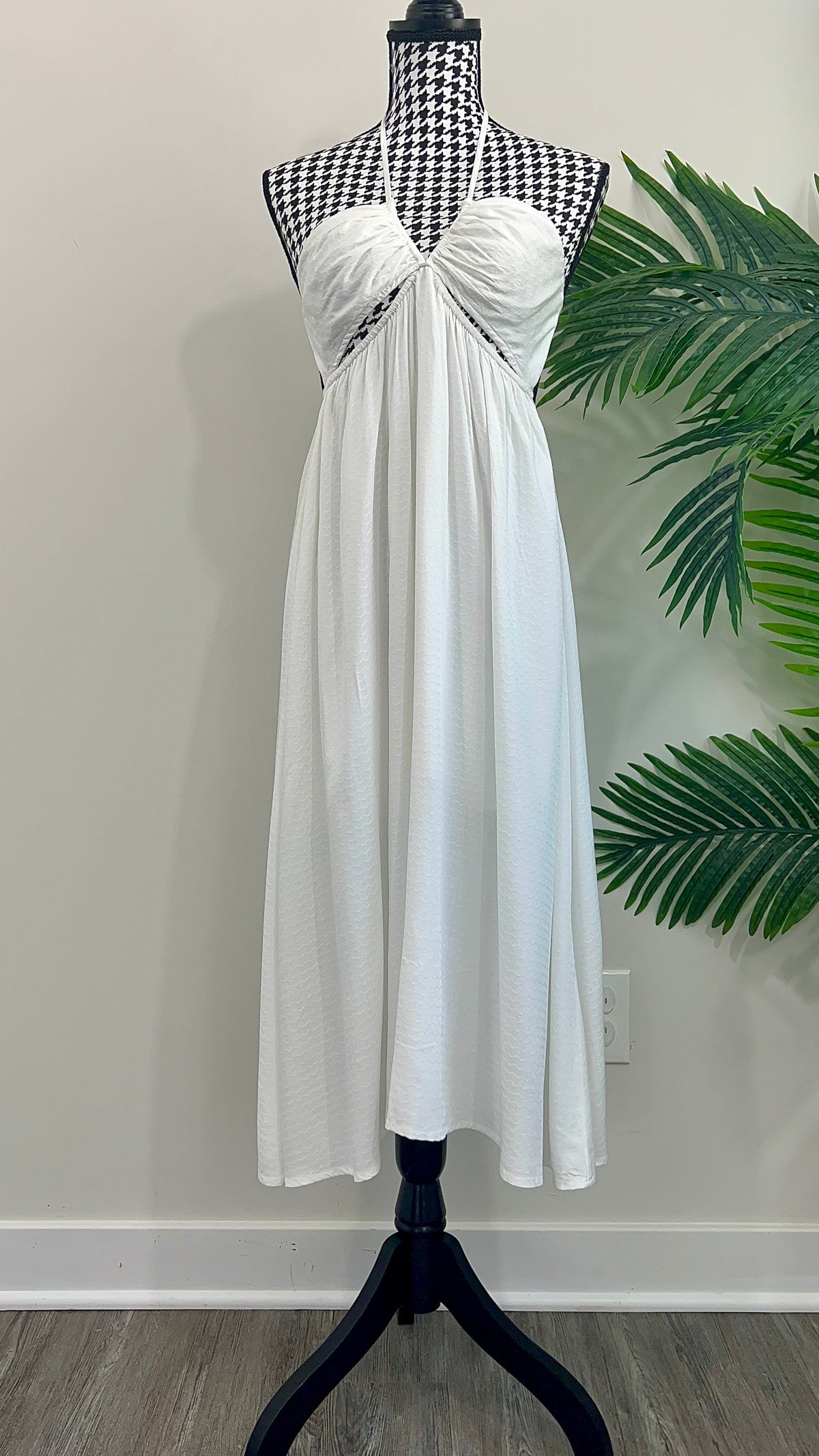 Luxuriance Style | The Boutique  Dresses Naya | Cutout Halter Dress