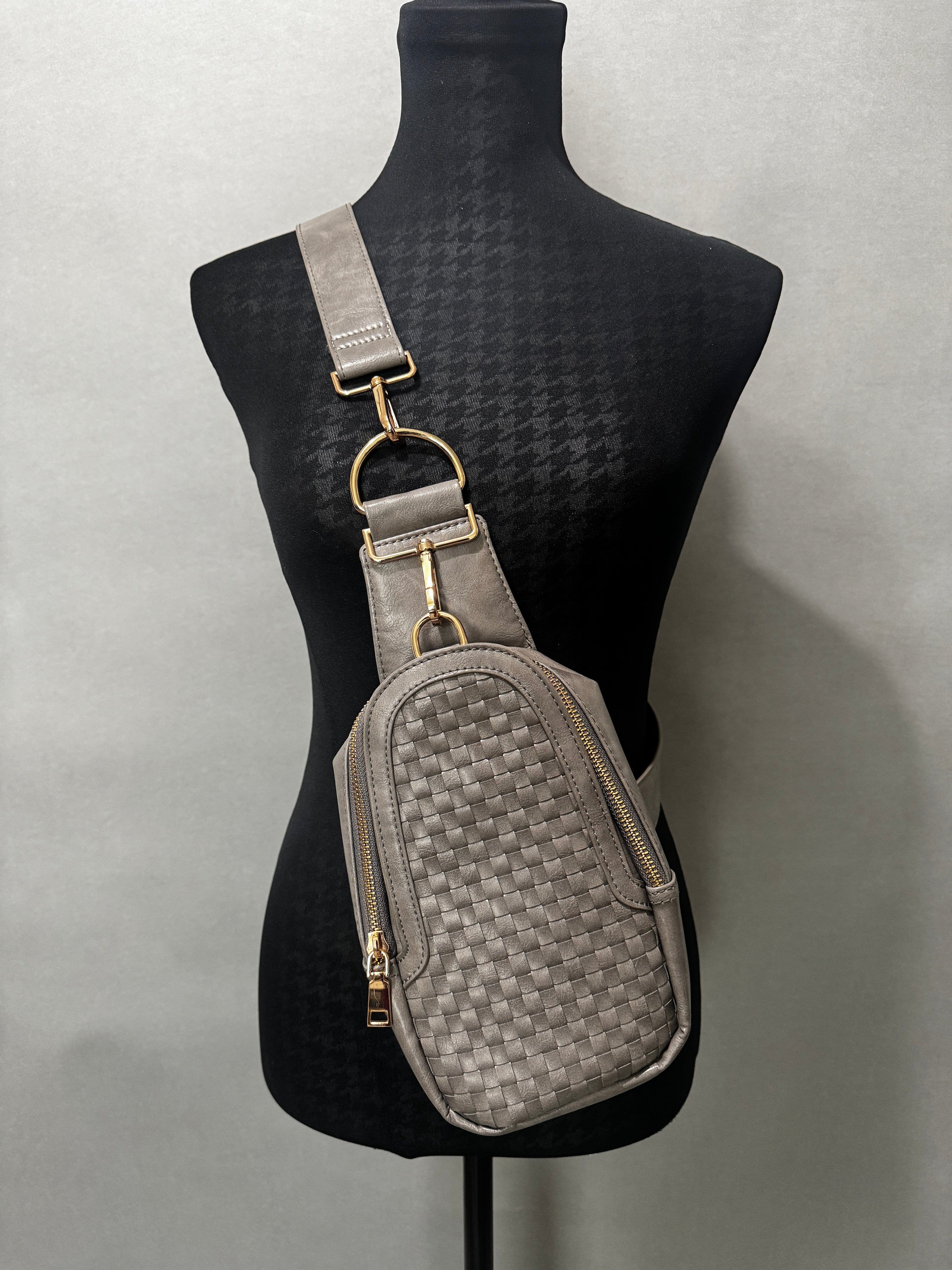 Luxuriance Style Boutique Crossbody Purse Woven Cross Body Bag w/ Gold Hardware