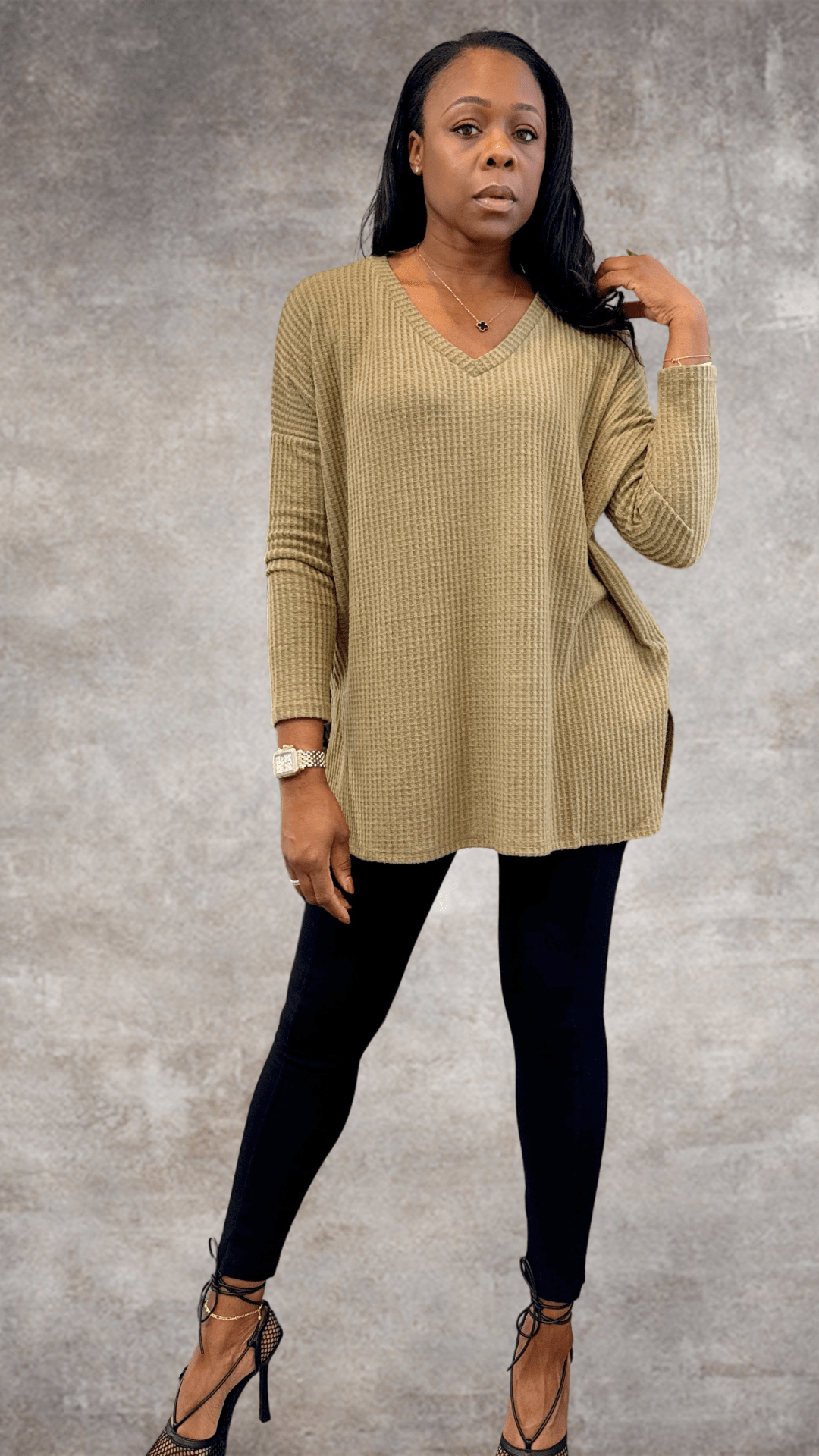 Luxuriance Style ™ Sweater Brushed Thermal Waffle V-Neck Hi-Low Hem Tunic Sweater.