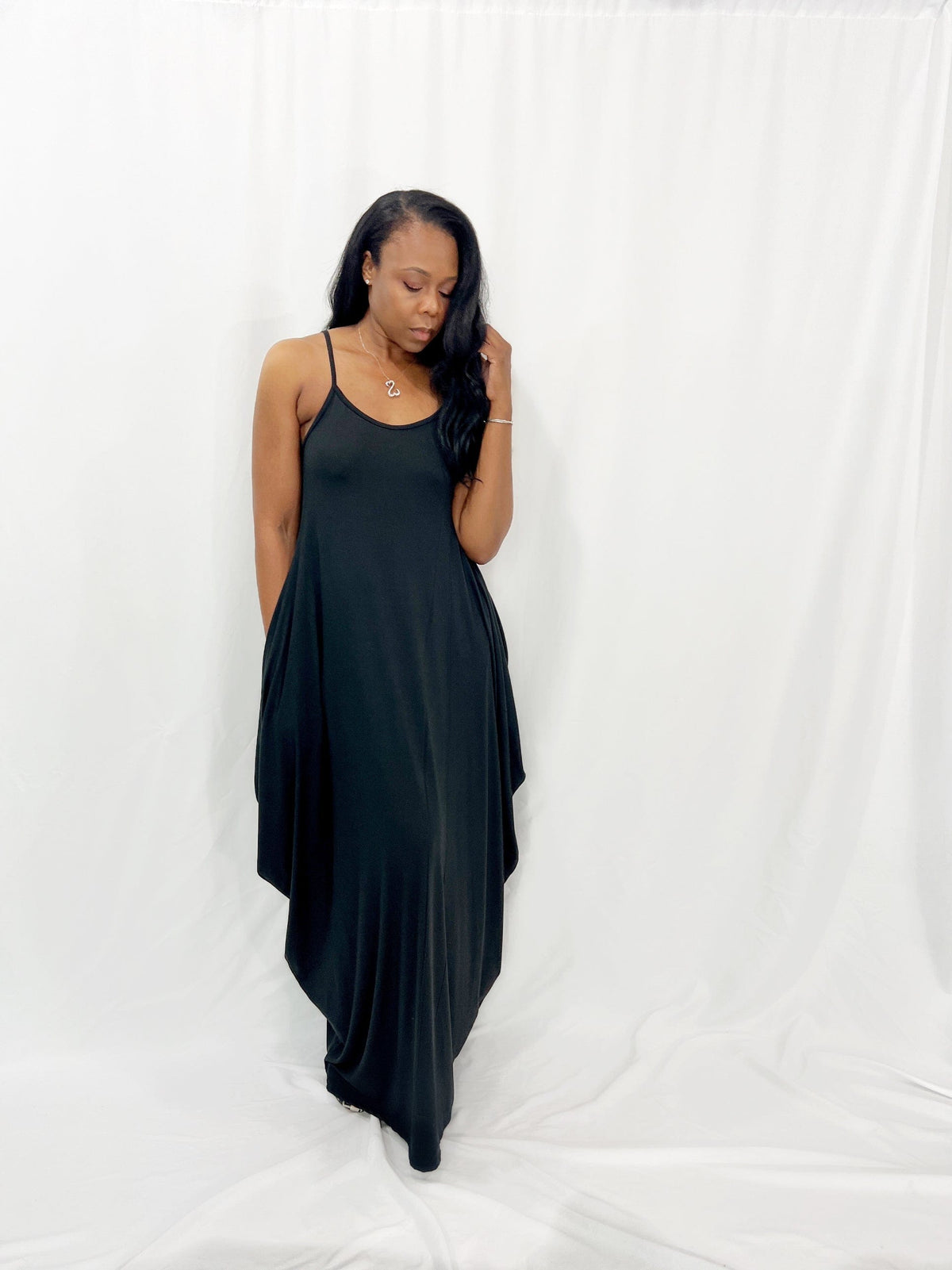 Luxuriance Style | The Boutique™ Dresses Cami Maxi Dress w/ Pockets